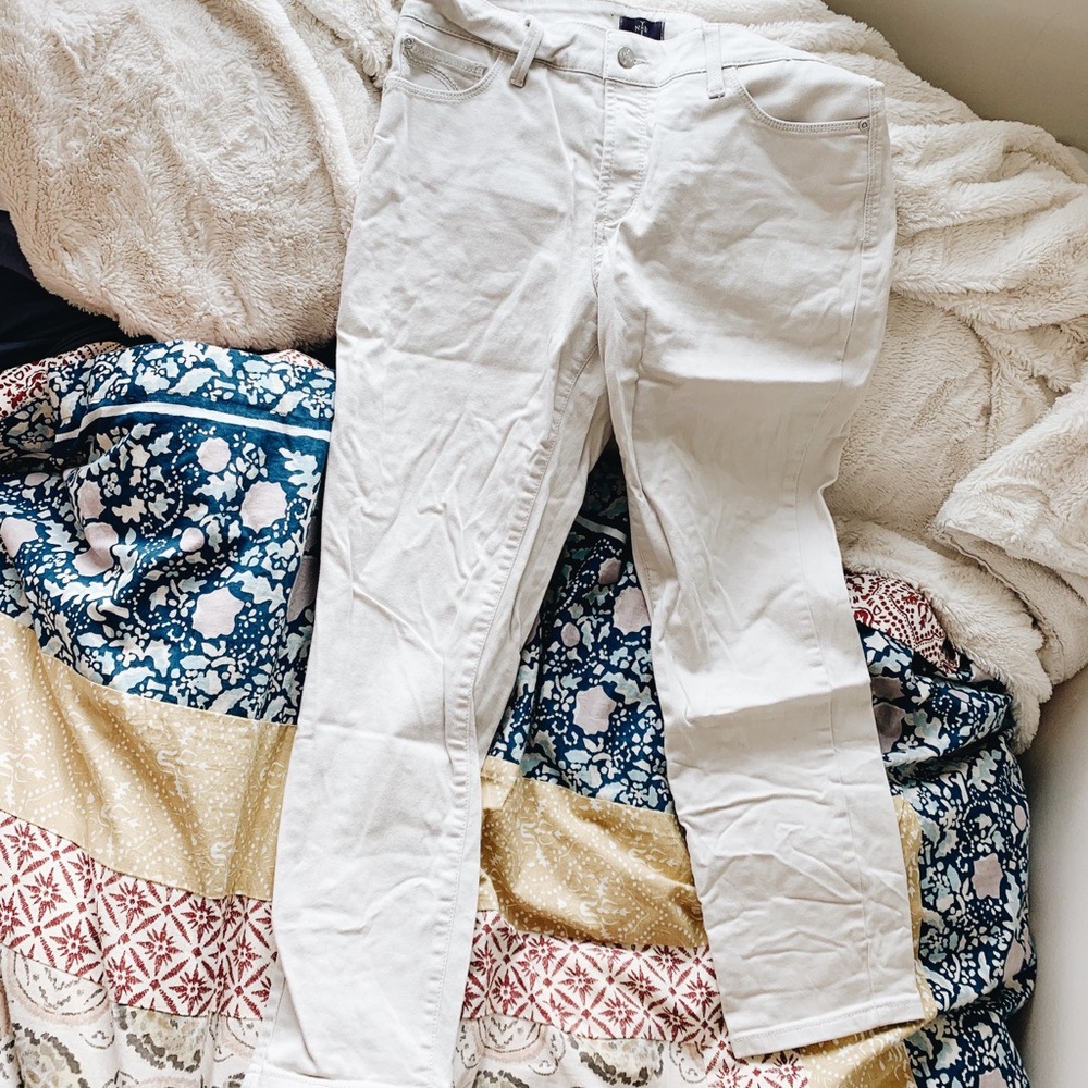 NYDJ Capris in Cream
